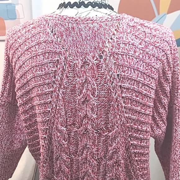 Express V Neck hi low Chunky knit sweater - Picture 5 of 8